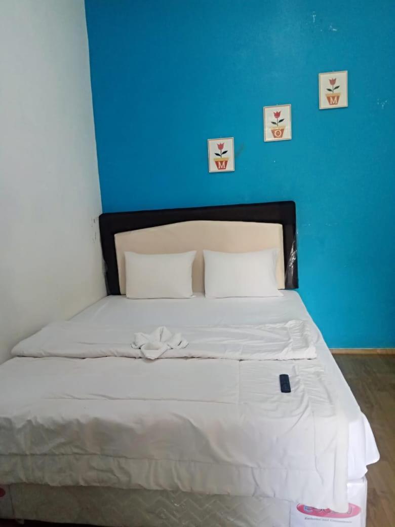 Algira Guest House Gunungbatu Syariah Cimanggu Luaran gambar